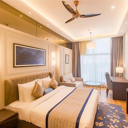 The Cove Wing Panchkula Exterior photo