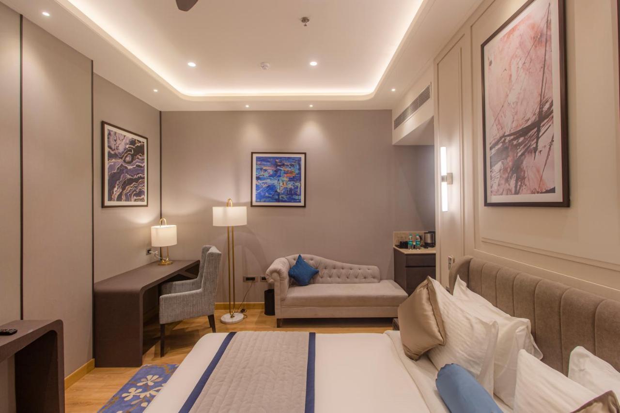 The Cove Wing Panchkula Exterior photo